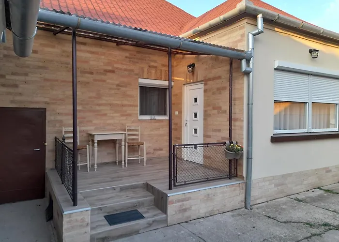 Neubauer Vendégház*** Appartement Mohács
