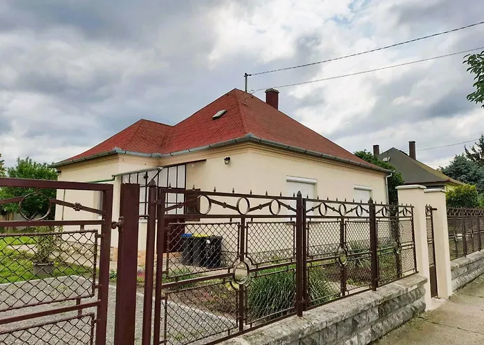 Neubauer Vendégház*** Appartement